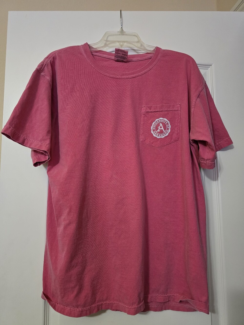 Comfort Colors Men's Pocket Tee - Pink